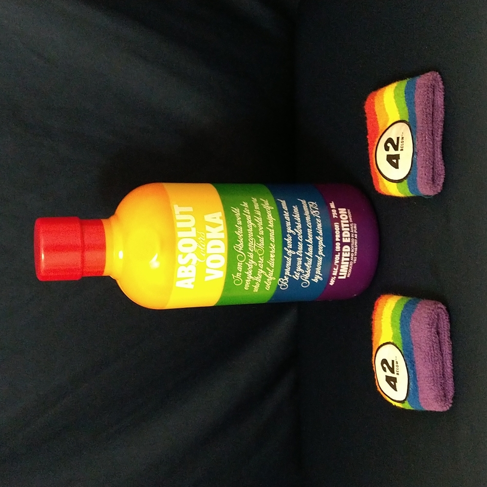 Limited Edition Absolut Vodka Colors Skin 1 Litre - Rainbow Pride Bottle Cover